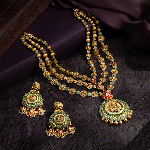 Antique collection, women’s collection