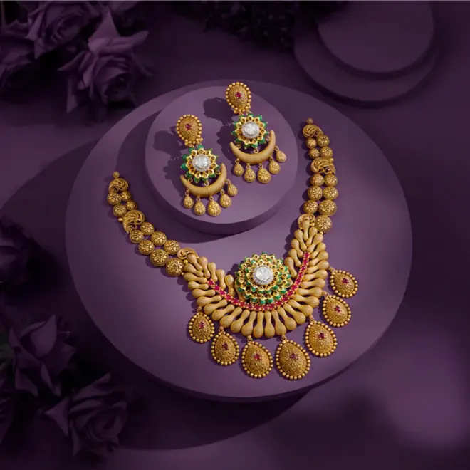 gold-jewellery/necklace/