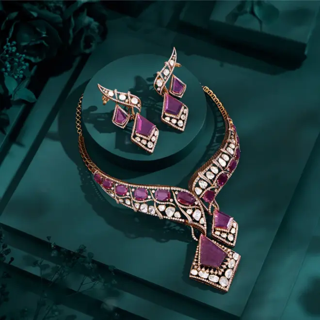 Tyohara Necklace